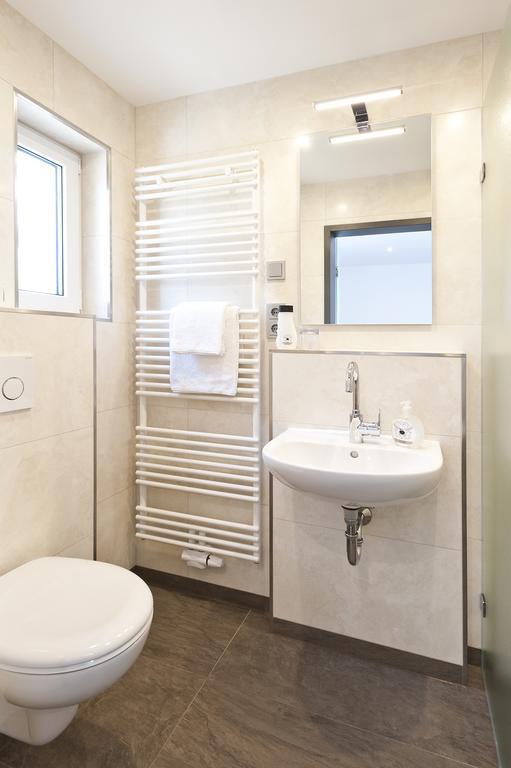 Hotel Kaeferstein Garni Нюрнберг Экстерьер фото